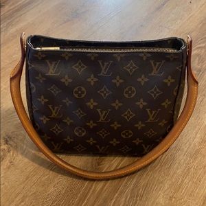 Louis Vuitton Looping MM